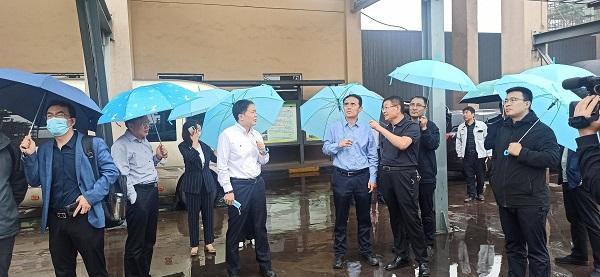 張克軍副廳長帶隊就二氧化碳加氫制甲醇技術開展實地調研.jpg