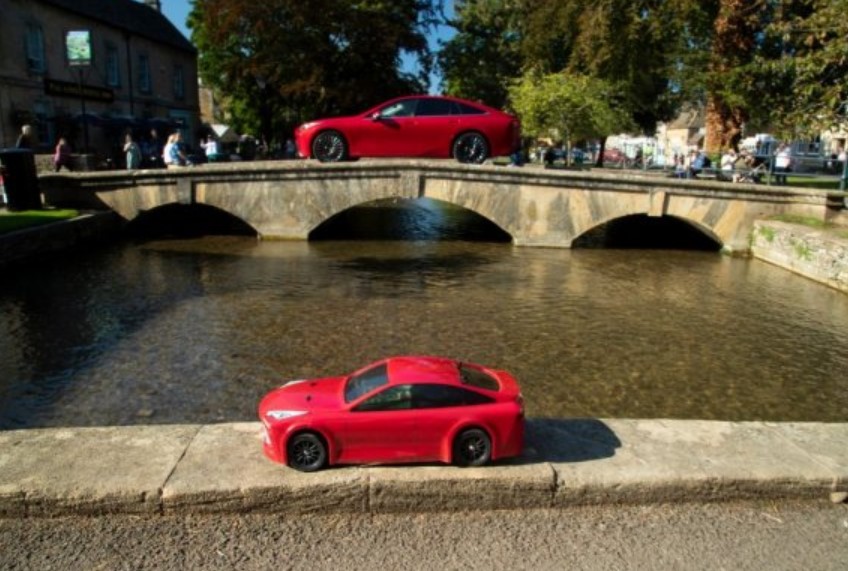 1:10恢復(fù)Mirai !豐田公司與田宮公司合作開發(fā)了一款氫動(dòng)力遠(yuǎn)程控制模型.jpg