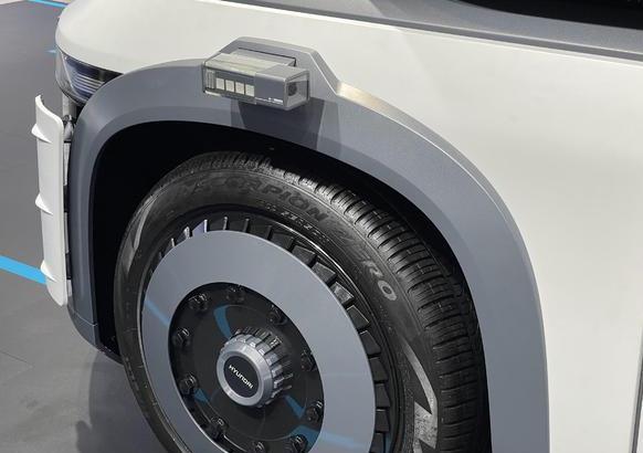 現代Trailer Drone概念卡車亮相,拉貨能手.jpg 現代Trailer Drone概念卡車亮相,拉貨能手.jpg