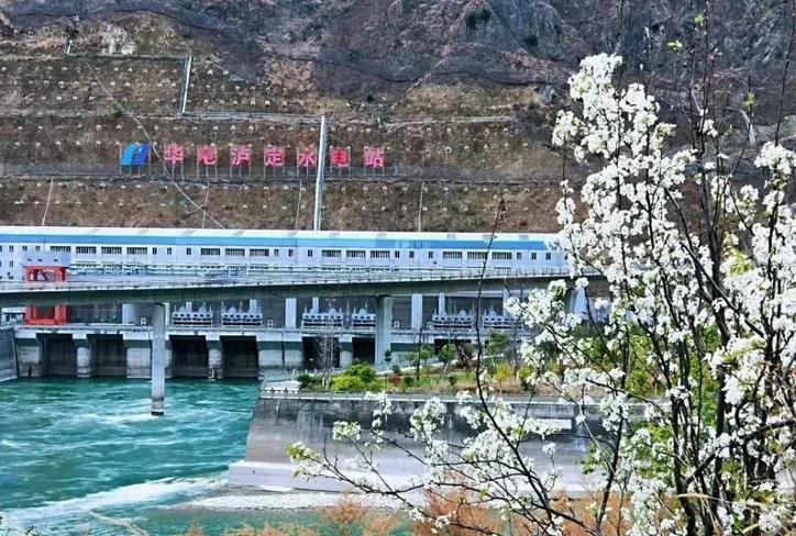 中國華電第一瓶“綠氫”誕生了!.jpg 中國華電第一瓶“綠氫”誕生了!.jpg