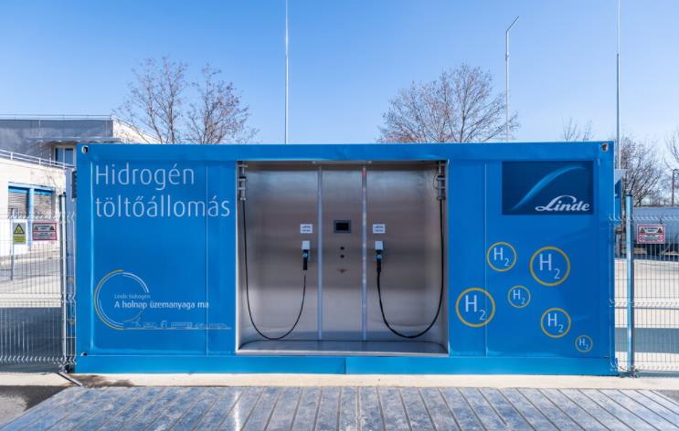 匈牙利首次在其城際客運線路上增加氫動力公共汽車.jpg