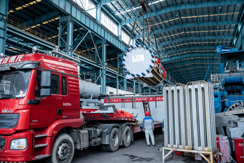 考克利爾競立成功舉行新疆庫車綠氫示范項目首批4臺1000Nm3/h電解槽發(fā)運儀式！