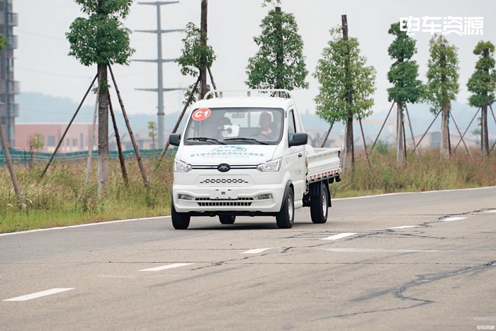 新吉奧帥艦 全能獎微卡銀獎.jpg
