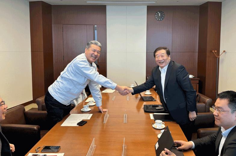 濰柴動力譚旭光:將與豐田汽車共同推動中國氫能社會建設.jpg 濰柴動力譚旭光:將與豐田汽車共同推動中國氫能社會建設.jpg