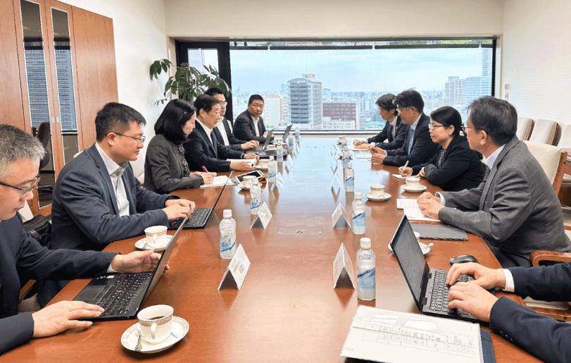 將與豐田汽車共同推動中國氫能社會建設.jpg 將與豐田汽車共同推動中國氫能社會建設.jpg