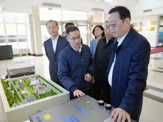 遼寧省政協(xié)副主席王明玉調(diào)研新源動力.jpg