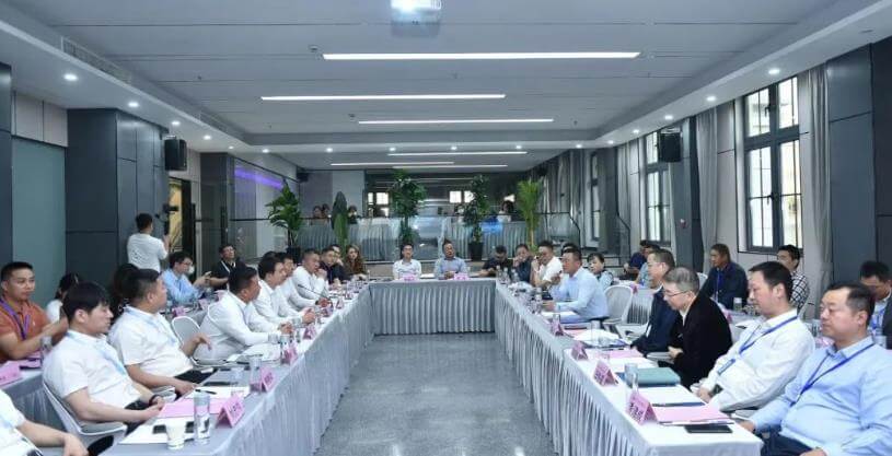 翌晶能源遼寧營口500MW風光氫儲一體化示范項目正式簽約.jpg 翌晶能源遼寧營口500MW風光氫儲一體化示范項目正式簽約.jpg