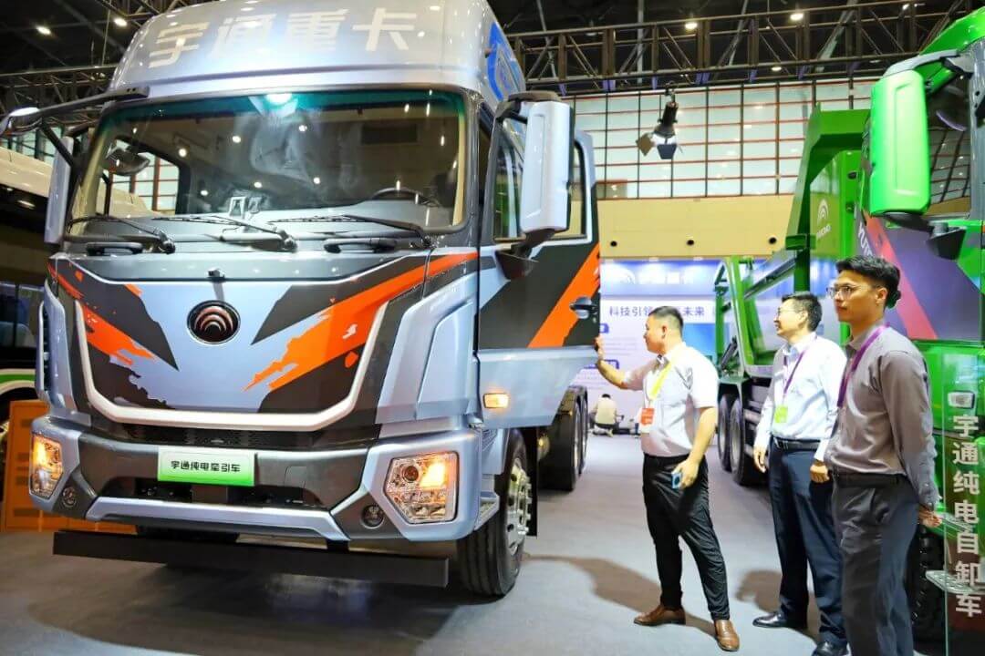 宇通新能源產品亮相2023第十一屆鄭州國際新能源汽車博覽會.jpg 宇通新能源產品亮相2023第十一屆鄭州國際新能源汽車博覽會.jpg